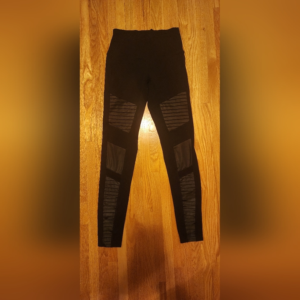 ALO Yoga Moto Black Leggings Sz S